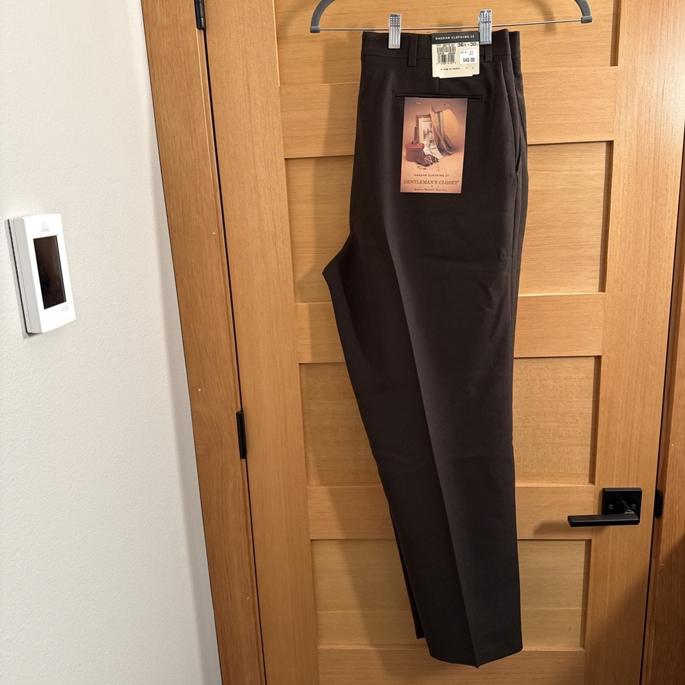 Haggar Gentleman's Closet Slacks 36Wx30" L.  NWT Dark Brown Poly Wool Blend